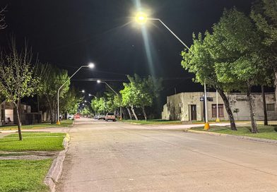 NUEVA ILUMINACIÓN LED PARA CALLE ALMIRANTE BROWN: MALABRIGO SIGUE AVANZANDO CON MÁS INFRAESTRUCTURA URBANA.